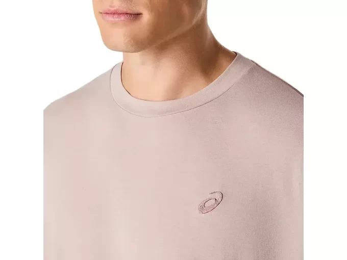 ASICS SPIRAL RELAX BRODERI TEE ASICS SPIRAL RELAX BRODERI TEE