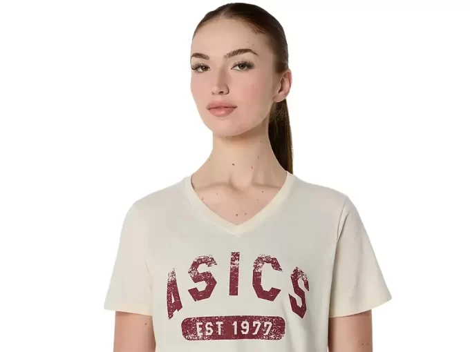 KORTÄRM DAM EST 1977 V-HALS T-SHIRT