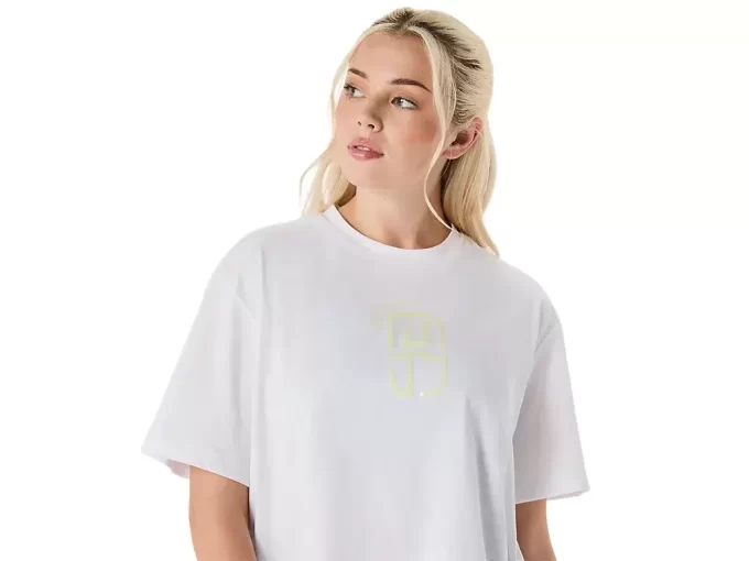 NAGINO AVSLAPPAD GRAFISK TEE NAGINO AVSLAPPAD GRAFISK TEE
