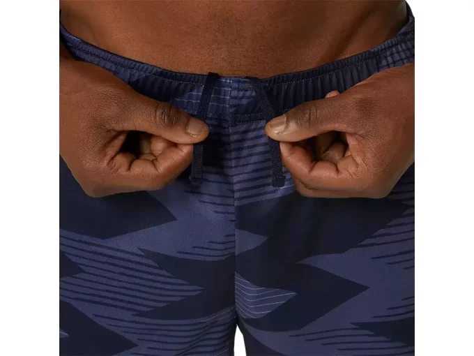 SÄSONGSBEHANDLING ALL OVER TRYCK 7IN SHORTS