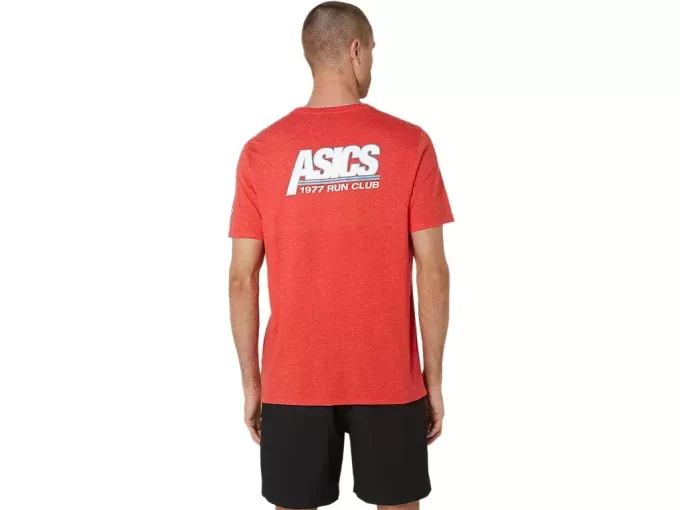 UNISEX ASICS SMSB 1977 RUN CLUB KORTÄRM TEE UNISEX ASICS SMSB 1977 RUN CLUB KORTÄRM TEE