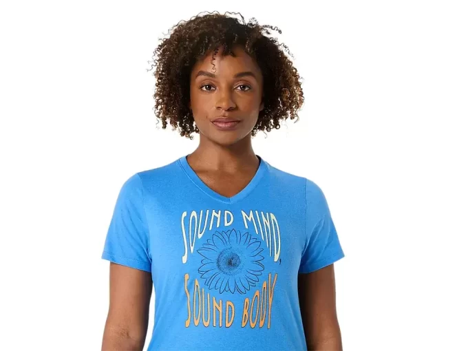V-HALS FÖR KVINNOR SOLROMS SLOGAN V-HALS FÖR KVINNOR SOLROMS SLOGAN